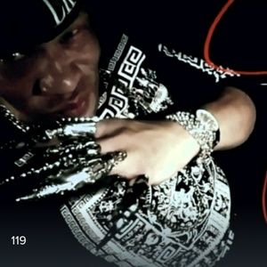 Allow me to Introduce Myself ....Im Sin(cere)!